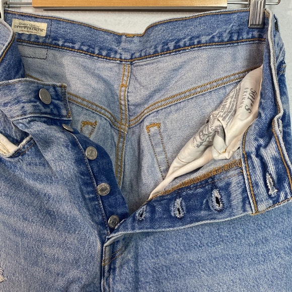 Levi's Women's Premium 501-S Jeans‎ - Picture 7 of 11